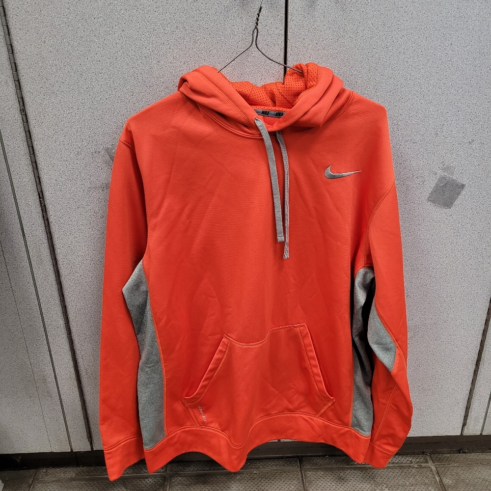 Nike Therma Fit Hoodie Size Large